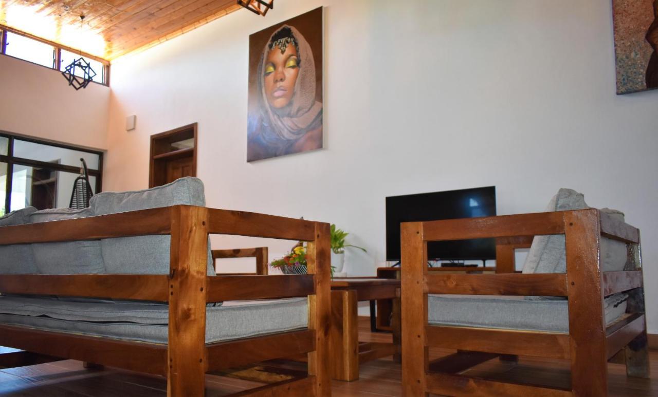 Private Backdoor Villa With Big Swimming Pool And Services Of Chef Included Диани-Бич Экстерьер фото