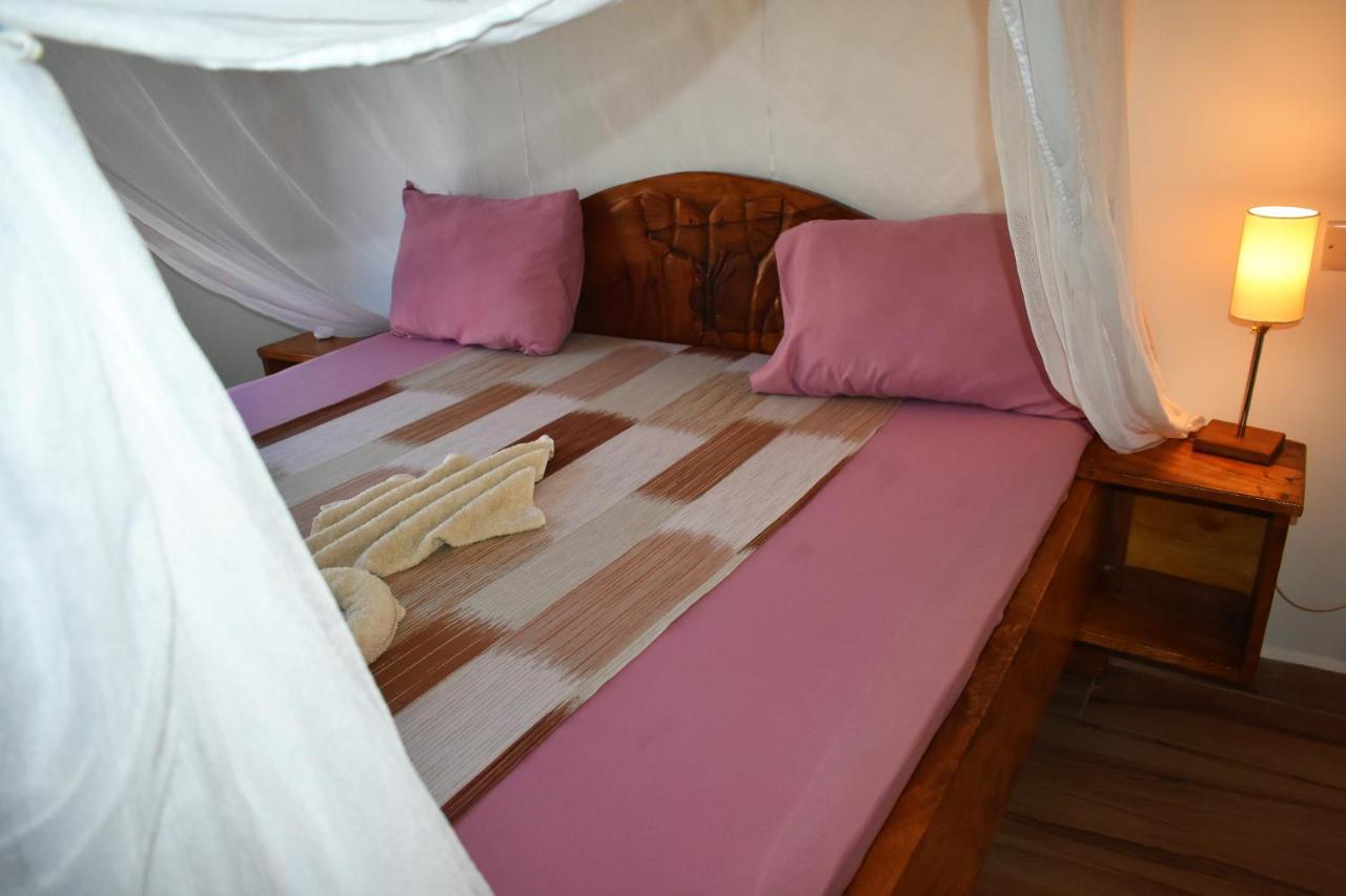 Private Backdoor Villa With Big Swimming Pool And Services Of Chef Included Диани-Бич Экстерьер фото