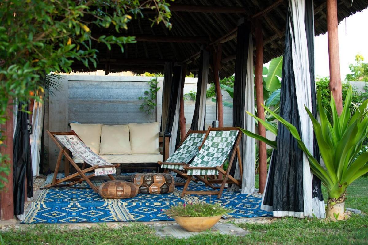 Private Backdoor Villa With Big Swimming Pool And Services Of Chef Included Диани-Бич Экстерьер фото