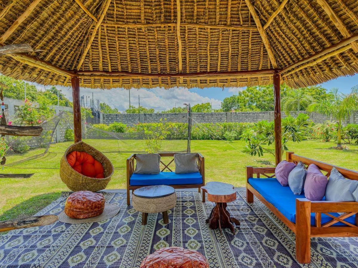 Private Backdoor Villa With Big Swimming Pool And Services Of Chef Included Диани-Бич Экстерьер фото