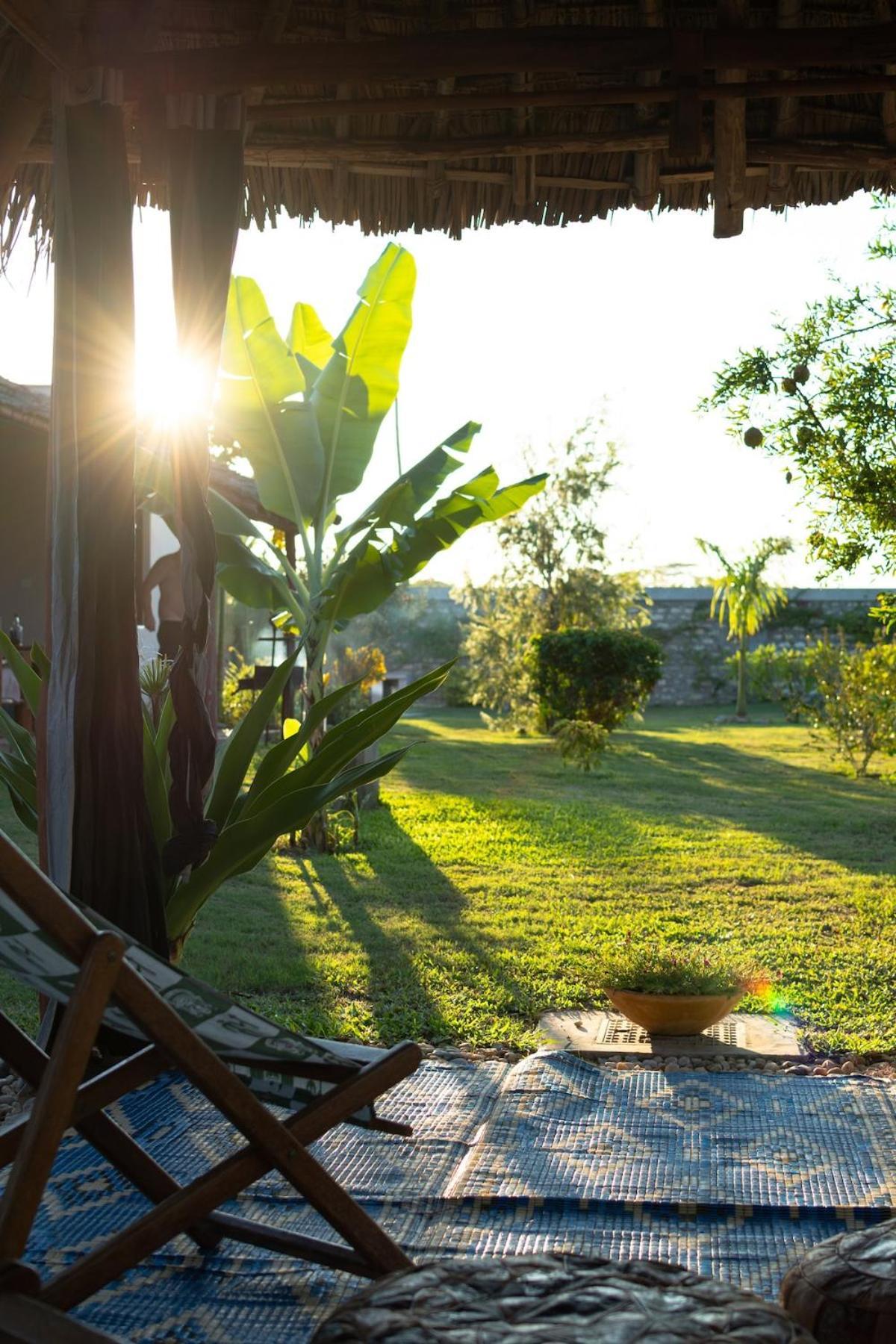 Private Backdoor Villa With Big Swimming Pool And Services Of Chef Included Диани-Бич Экстерьер фото